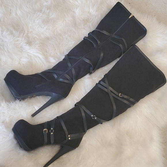 Shoes - SEXY Thigh High Boots!